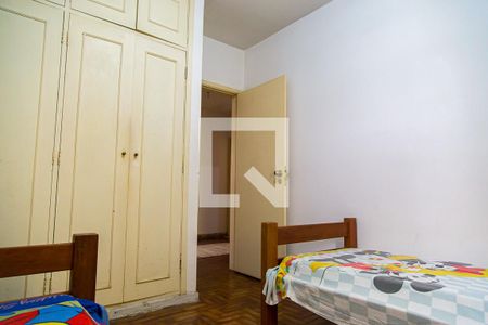 Casa à venda com 270m², 4 quartos e 7 vagas Casa à venda com 270m², 4 quartos e 7 vagasQuarto 3