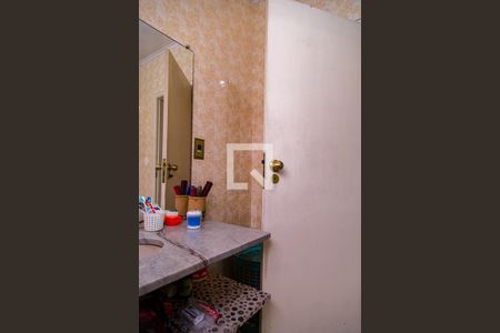 Casa à venda com 270m², 4 quartos e 7 vagas Casa à venda com 270m², 4 quartos e 7 vagasBanheiro Social