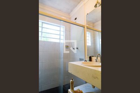 Casa à venda com 270m², 4 quartos e 7 vagas Casa à venda com 270m², 4 quartos e 7 vagasBanheiro da Suíte