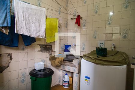 Casa à venda com 270m², 4 quartos e 7 vagas Casa à venda com 270m², 4 quartos e 7 vagasÁrea de Serviço