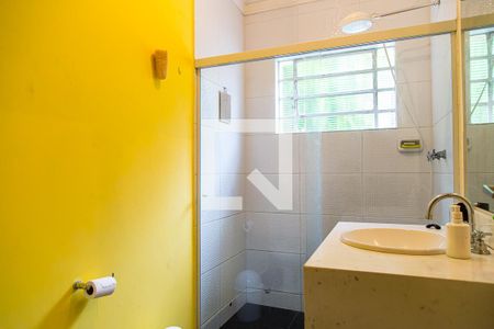 Casa à venda com 270m², 4 quartos e 7 vagas Casa à venda com 270m², 4 quartos e 7 vagasBanheiro da Suíte