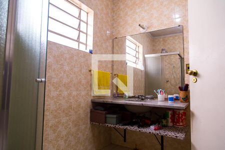 Casa à venda com 270m², 4 quartos e 7 vagas Casa à venda com 270m², 4 quartos e 7 vagasBanheiro Social