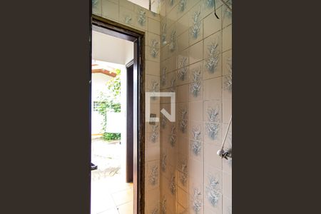 Casa à venda com 270m², 4 quartos e 7 vagas Casa à venda com 270m², 4 quartos e 7 vagasBanheiro da Área de Serviço