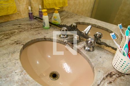 Casa à venda com 270m², 4 quartos e 7 vagas Casa à venda com 270m², 4 quartos e 7 vagasBanheiro Social - Detalhe