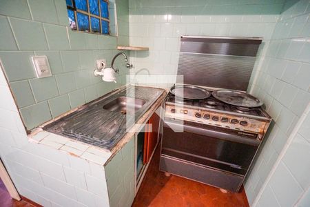 Casa para alugar com 140m², 2 quartos e sem vaga Casa para alugar com 140m², 2 quartos e sem vagaPia e fogão