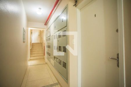 Apartamento à venda com 78m², 2 quartos e sem vaga Apartamento à venda com 78m², 2 quartos e sem vagaHall de Entrada