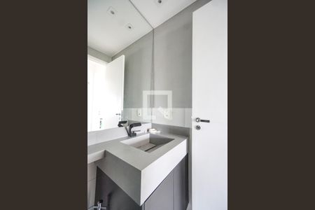 Apartamento para alugar com 60m², 2 quartos e 1 vaga Apartamento para alugar com 60m², 2 quartos e 1 vagaBanheiro social