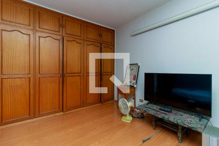 Casa à venda com 500m², 3 quartos e 4 vagas Casa à venda com 500m², 3 quartos e 4 vagasQuarto 3