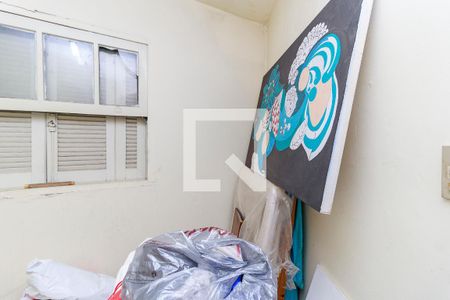 Casa à venda com 500m², 3 quartos e 4 vagas Casa à venda com 500m², 3 quartos e 4 vagasEdícula