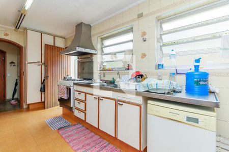 Casa à venda com 500m², 3 quartos e 4 vagas Casa à venda com 500m², 3 quartos e 4 vagasCozinha