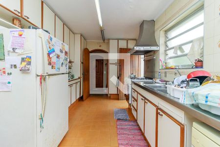 Casa à venda com 500m², 3 quartos e 4 vagas Casa à venda com 500m², 3 quartos e 4 vagasCozinha