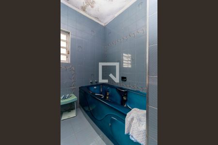 Casa à venda com 500m², 3 quartos e 4 vagas Casa à venda com 500m², 3 quartos e 4 vagasBanheiro 3