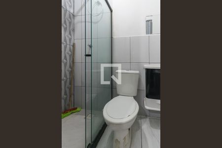 Banheiro de kitnet/studio à venda com 1 quarto, 25m² em Parada de Lucas, Rio de Janeiro