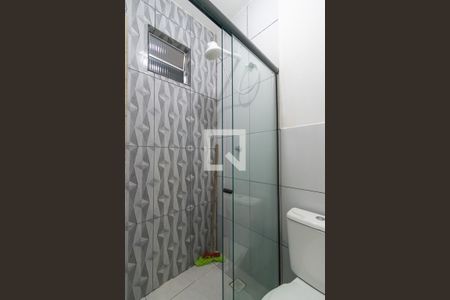 Banheiro de kitnet/studio à venda com 1 quarto, 25m² em Parada de Lucas, Rio de Janeiro