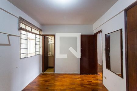 Apartamento para alugar com 130m², 3 quartos e 1 vagaSuite