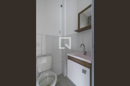 Banheiro de kitnet/studio à venda com 1 quarto, 25m² em Parada de Lucas, Rio de Janeiro