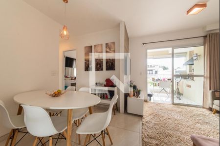 Sala de apartamento para alugar com 2 quartos, 56m² em Vila Nair, São Paulo