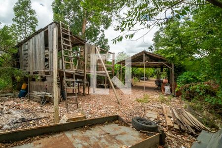 Casa à venda com 100m², 3 quartos e 3 vagas Casa à venda com 100m², 3 quartos e 3 vagasQuintal