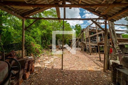 Casa à venda com 100m², 3 quartos e 3 vagas Casa à venda com 100m², 3 quartos e 3 vagasQuintal