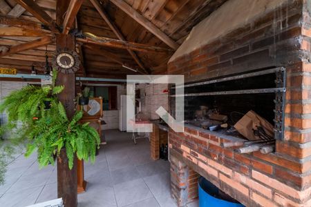 Casa à venda com 100m², 3 quartos e 3 vagas Casa à venda com 100m², 3 quartos e 3 vagasChurrasqueira