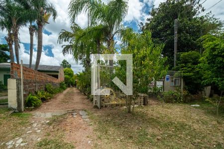 Casa à venda com 100m², 3 quartos e 3 vagas Casa à venda com 100m², 3 quartos e 3 vagasFachada