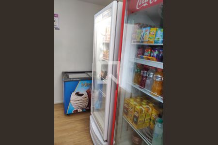 Apartamento para alugar com 48m², 2 quartos e 1 vaga Apartamento para alugar com 48m², 2 quartos e 1 vagaMini-mercado