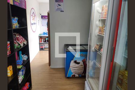 Apartamento para alugar com 48m², 2 quartos e 1 vaga Apartamento para alugar com 48m², 2 quartos e 1 vagaMini-mercado