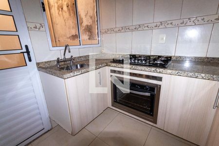 Casa de condomínio para alugar com 64m², 2 quartos e 1 vagaCozinha