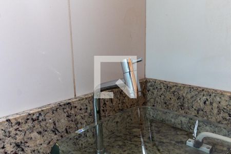 Casa de condomínio para alugar com 64m², 2 quartos e 1 vagaBanheiro - torneira