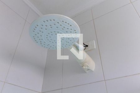 Casa de condomínio para alugar com 64m², 2 quartos e 1 vagaChuveiro