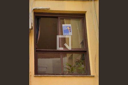 Apartamento à venda com 64m², 2 quartos e sem vagaplaca por fora