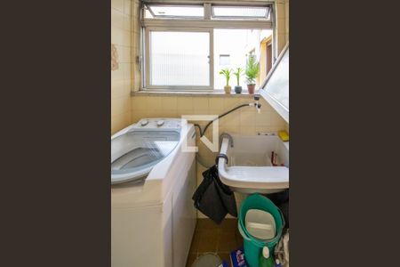 Apartamento à venda com 64m², 2 quartos e sem vagaÁrea de Serviço