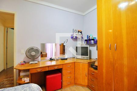 Apartamento à venda com 110m², 3 quartos e 3 vagasQuarto 2