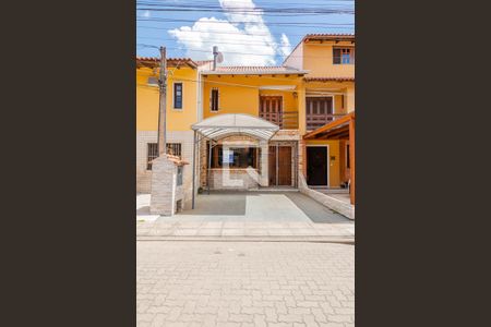 Casa à venda com 120m², 2 quartos e 1 vagaFachada da residência