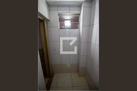 Banheiro de casa para alugar com 1 quarto, 35m² em Parque Paulistano, São Paulo