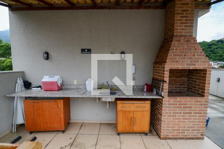 Apartamento à venda com 70m², 2 quartos e 1 vaga Apartamento à venda com 70m², 2 quartos e 1 vagaÁrea comum - Churrasqueira