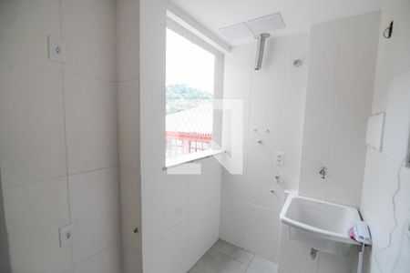 Apartamento à venda com 70m², 2 quartos e 1 vaga Apartamento à venda com 70m², 2 quartos e 1 vagaCozinha e Área de Serviço