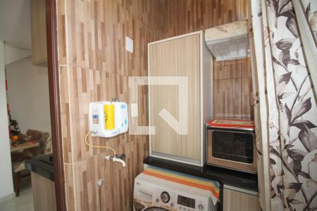 Casa à venda com 62m², 2 quartos e 1 vagaÁrea de Serviço