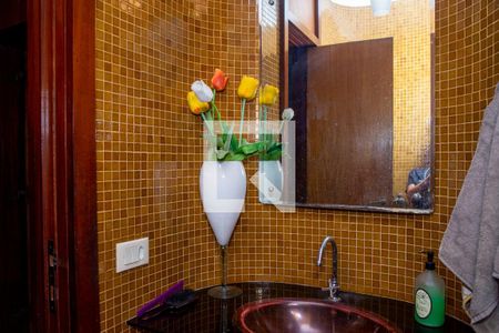 Casa à venda com 648m², 3 quartos e 8 vagasLavabo