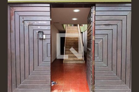 Casa à venda com 648m², 3 quartos e 8 vagasFachada