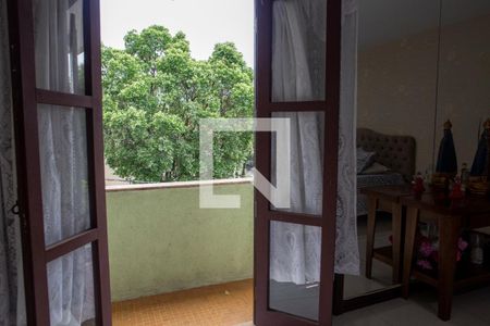 Casa à venda com 648m², 3 quartos e 8 vagasVista da Suíte 2