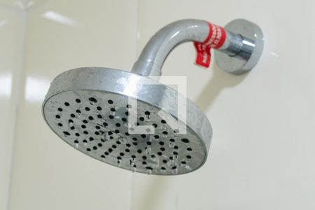 Casa de condomínio à venda com 106m², 3 quartos e 2 vagas Casa de condomínio à venda com 106m², 3 quartos e 2 vagasBanheiro Social Detalhe