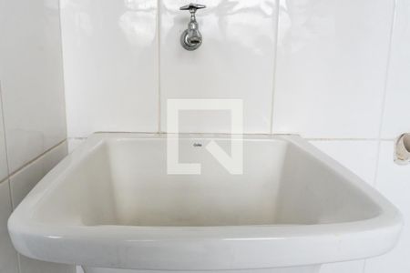 Casa de condomínio à venda com 106m², 3 quartos e 2 vagas Casa de condomínio à venda com 106m², 3 quartos e 2 vagasÁrea de Serviço Detalhe