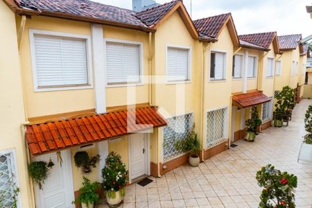 Casa de condomínio à venda com 106m², 3 quartos e 2 vagas Casa de condomínio à venda com 106m², 3 quartos e 2 vagasVista da Suite