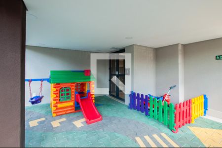 Apartamento para alugar com 266m², 3 quartos e 3 vagas Apartamento para alugar com 266m², 3 quartos e 3 vagasÁrea comum - Playground