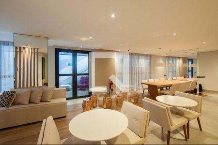 Apartamento para alugar com 266m², 3 quartos e 3 vagas Apartamento para alugar com 266m², 3 quartos e 3 vagasÁrea comum - Salão de festas