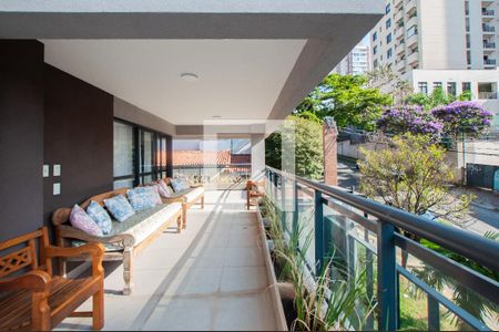 Apartamento para alugar com 266m², 3 quartos e 3 vagas Apartamento para alugar com 266m², 3 quartos e 3 vagasVaranda da Sala