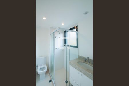 Apartamento para alugar com 266m², 3 quartos e 3 vagas Apartamento para alugar com 266m², 3 quartos e 3 vagasBanheiro da Suíte 1