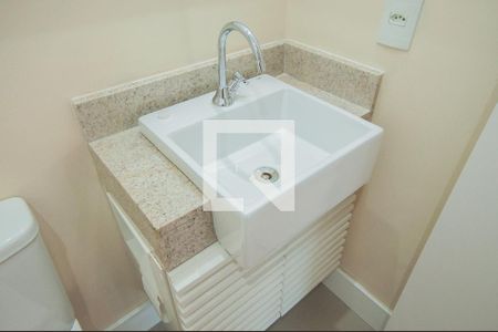 Apartamento para alugar com 266m², 3 quartos e 3 vagas Apartamento para alugar com 266m², 3 quartos e 3 vagasLavabo