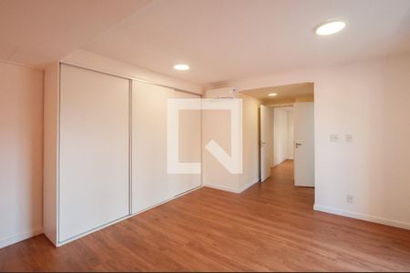 Apartamento para alugar com 266m², 3 quartos e 3 vagas Apartamento para alugar com 266m², 3 quartos e 3 vagasSuíte 2